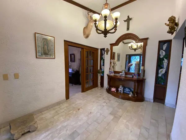 Casa en venta en Valle de San Angel Sect Frances, San Pedro Garza García — foto 3 de 48