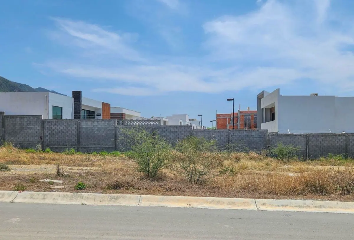 Terreno en venta en El Uro, Monterrey — foto 1 de 15