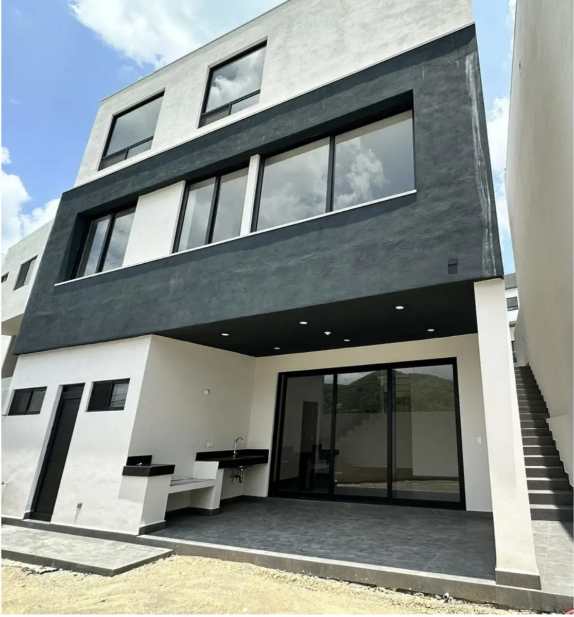 Casa en venta en El Barro, Santiago — foto 1 de 16