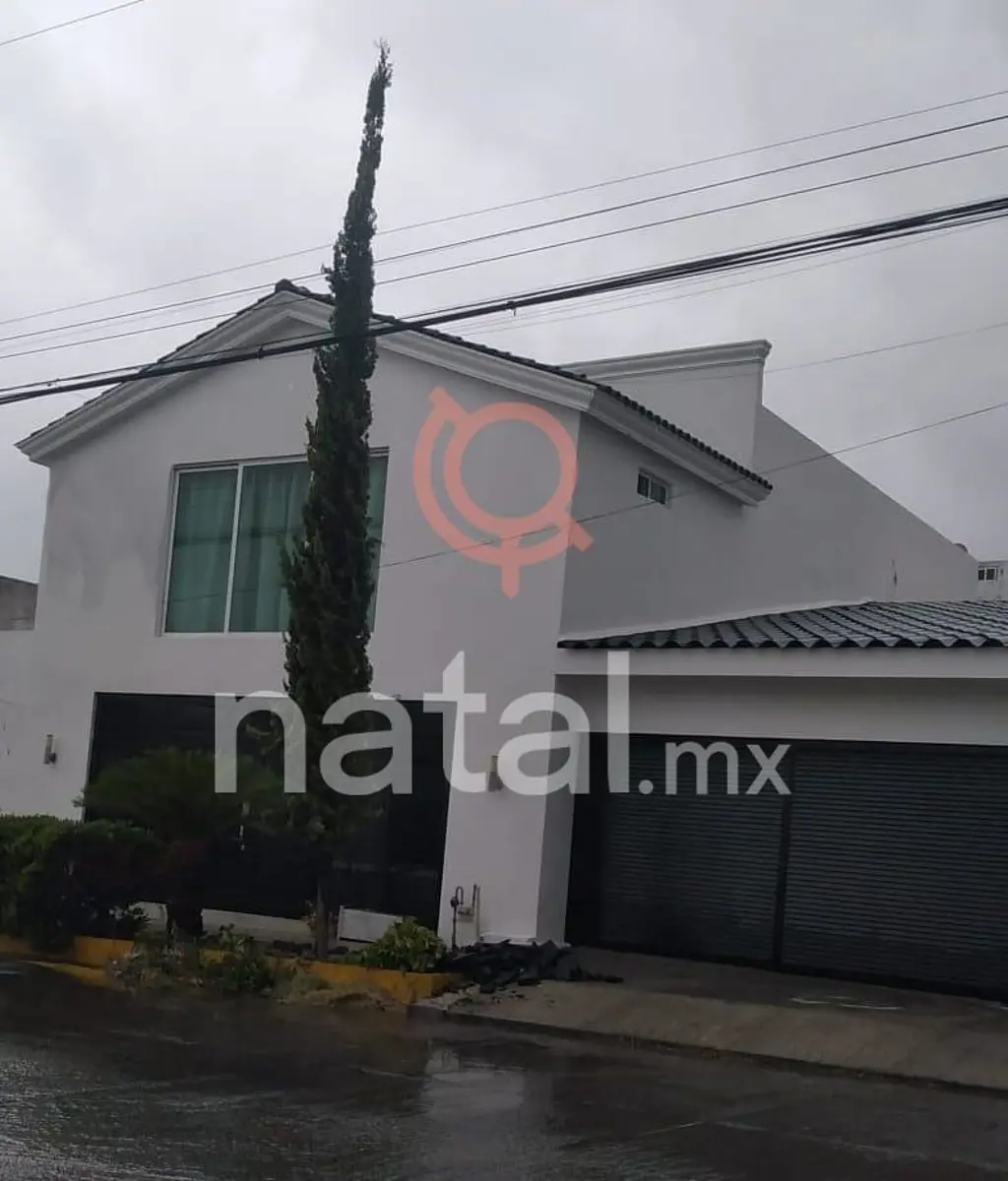 Casa en venta en Portal de Cumbres, Monterrey — foto 1 de 17