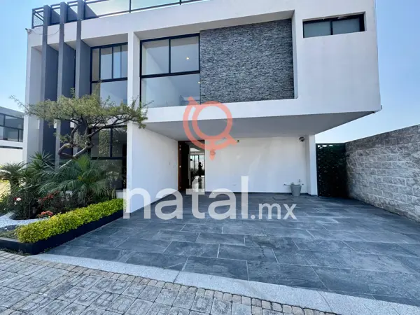 Casa en venta en Fraccionamiento Lomas de  Angelópolis, San Andrés Cholula — foto 2 de 20
