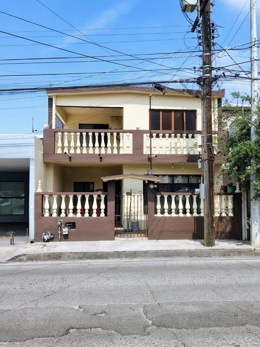 Casa en venta en Ciudad Guadalupe Centro, Guadalupe — foto 1 de 10