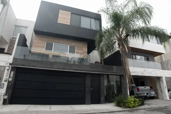 Casa en venta en Puerta de Hierro, Monterrey — foto 3 de 27