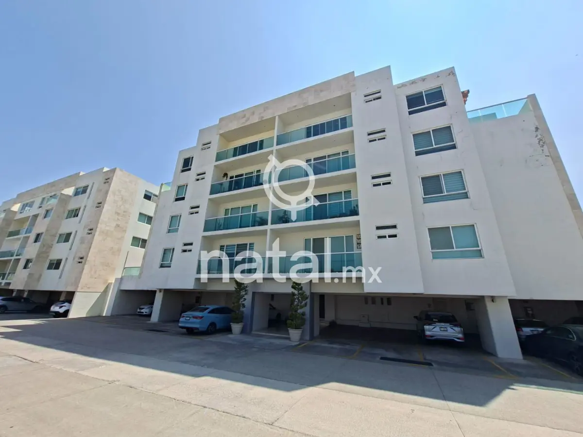 Departamento en venta en Fraccionamiento Lomas de  Angelópolis, San Andrés Cholula — foto 1 de 17