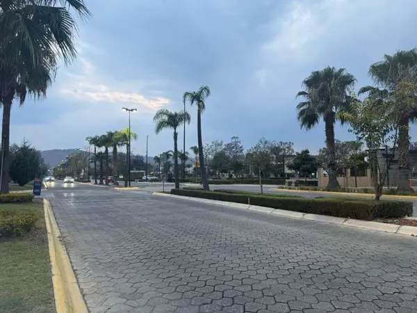 Terreno en venta en Fraccionamiento Lomas de  Angelópolis, San Andrés Cholula — foto 2 de 6