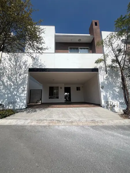 CASA CUMBRES SAN PATRICIO GARCIA RENTA CASA CUMBRES SAN PATRICIO GARCIA RENTA