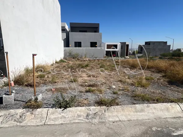 Terreno en venta en Mirador Residencial, García — foto 3 de 5