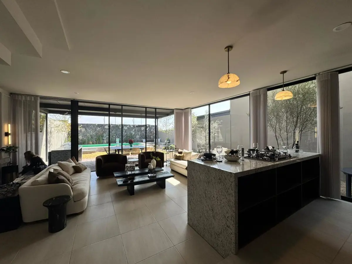 Casa en venta en La Campiña del Bosque, León — foto 1 de 11
