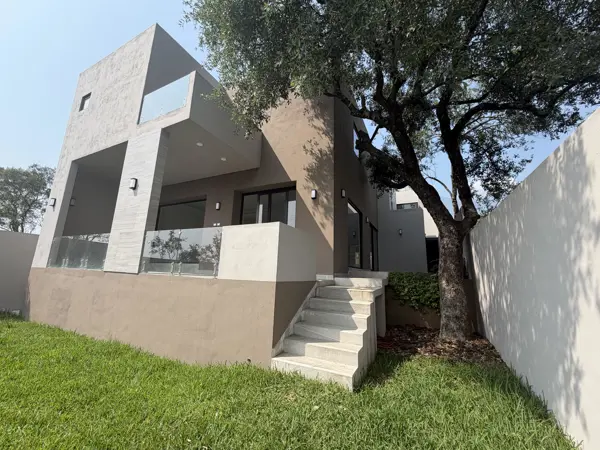 CASA ZONA LAS CRISTALINAS CARRETERA NACIONAL SANTIAGO VENTA