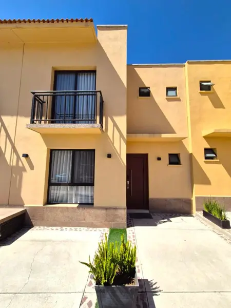 Casa en venta en Los Lopez, León — foto 2 de 25