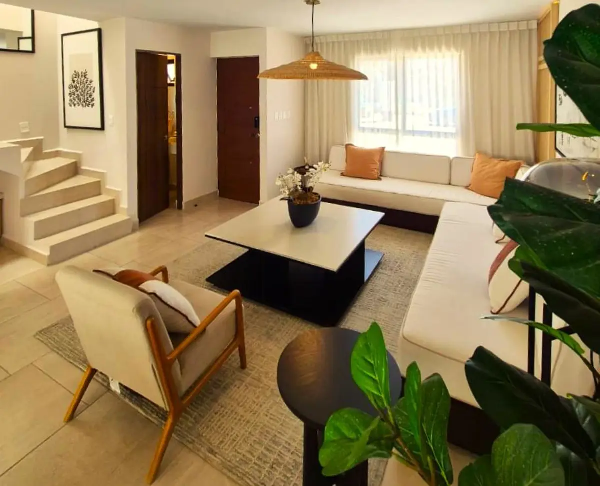 Casa en venta en Los Lopez, León — foto 1 de 25