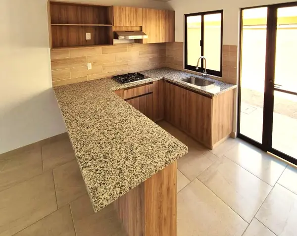 Casa en venta en Los Lopez, León — foto 2 de 21