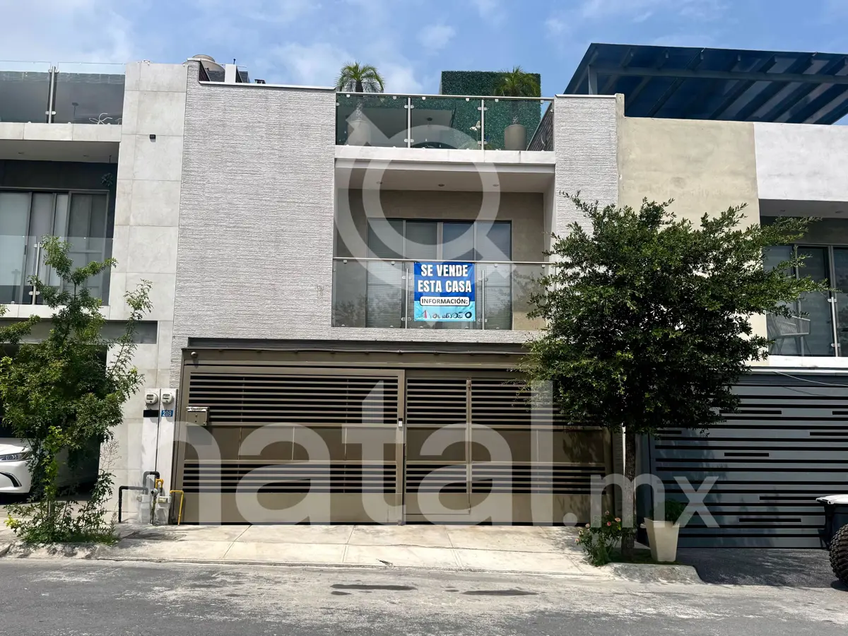 Casa en venta en Cumbre Altta, García — foto 1 de 22
