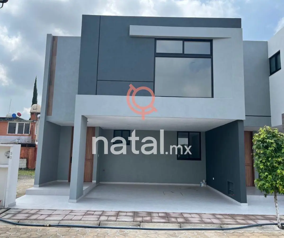 Casa en venta en San Juan Cuautlancingo Centro, Cuautlancingo — foto 1 de 16