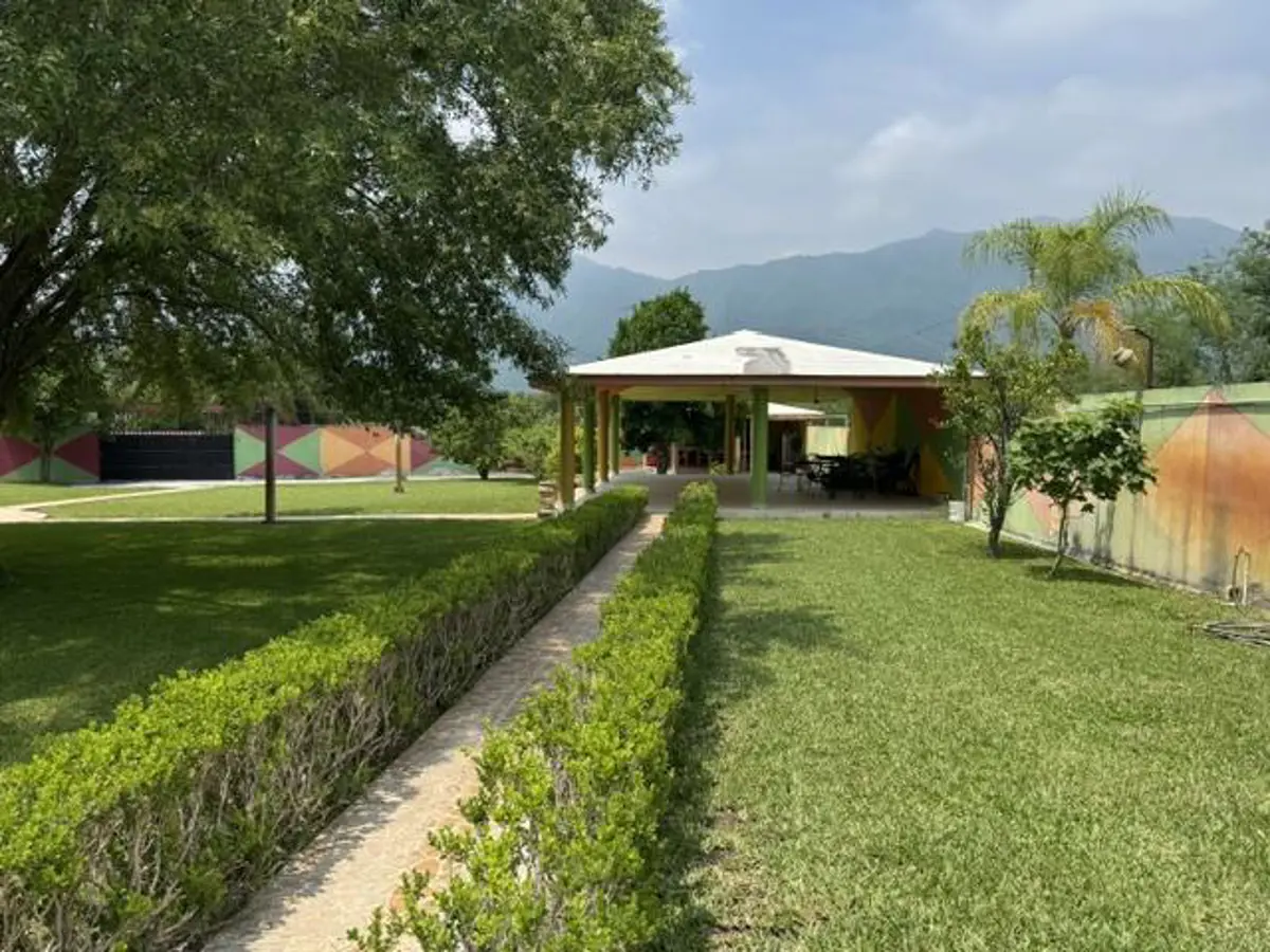 Casa en venta en Sin colonia, Cadereyta Jiménez — foto 1 de 6