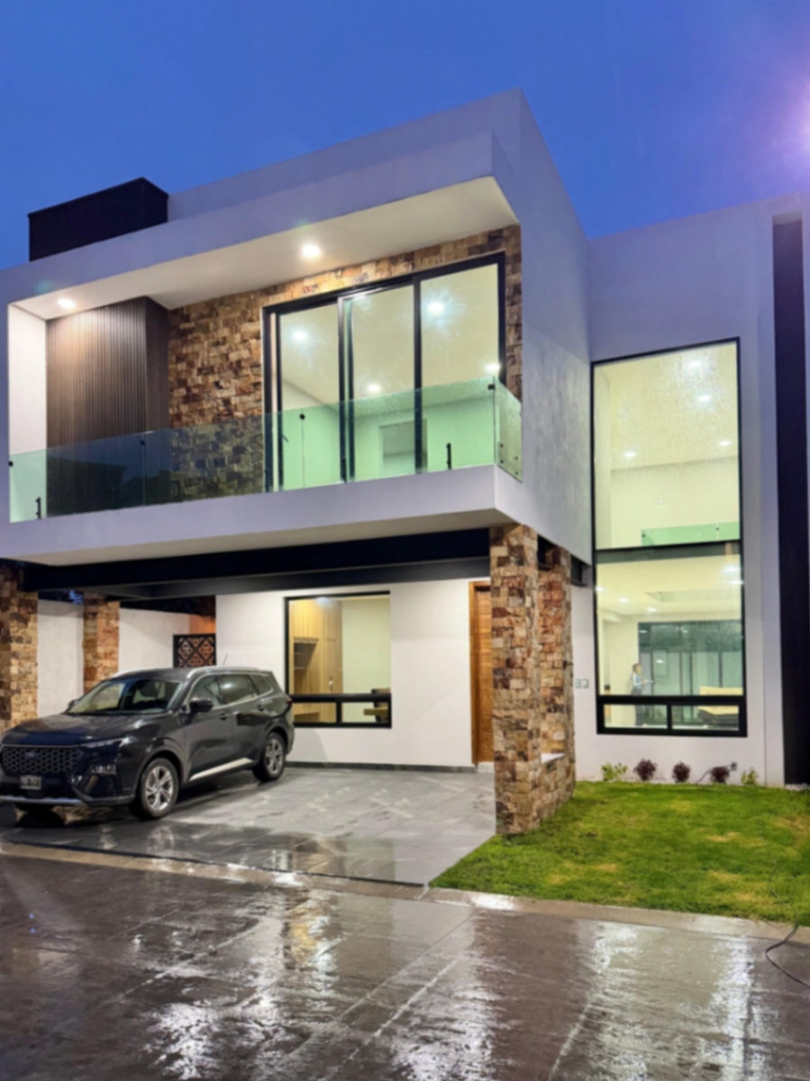 Casa en venta en San Jeronimo Chicahualco, Metepec — foto 1 de 22