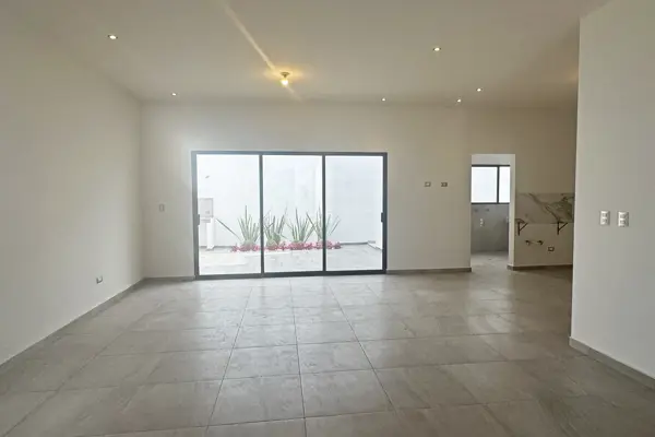 Casa en venta en Los Valdez, Saltillo — foto 2 de 25