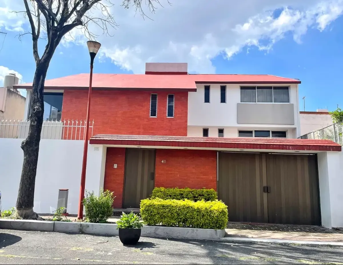 Casa en venta en Jardines de Coyoacán, Coyoacán — foto 1 de 25
