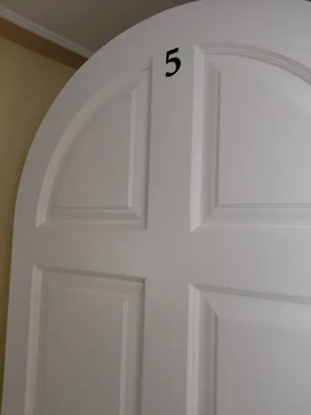 Suite 5 – Suite Presidencial

Exclusividad, amplitud y lujo en su máxima expresión
