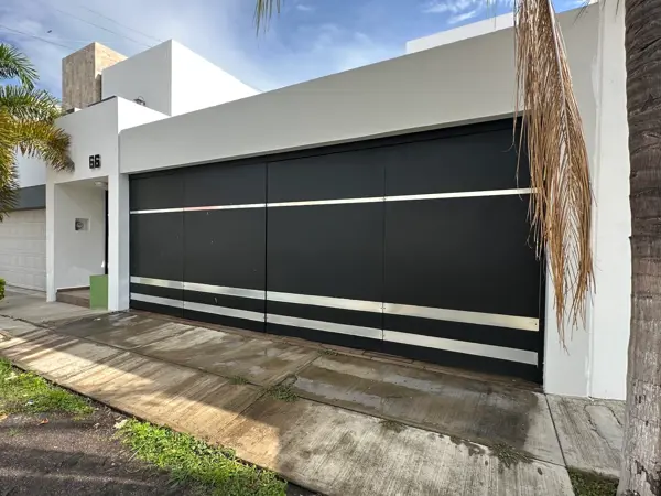 Casa en venta en Colinas de Santa Barbara, Colima, Colima