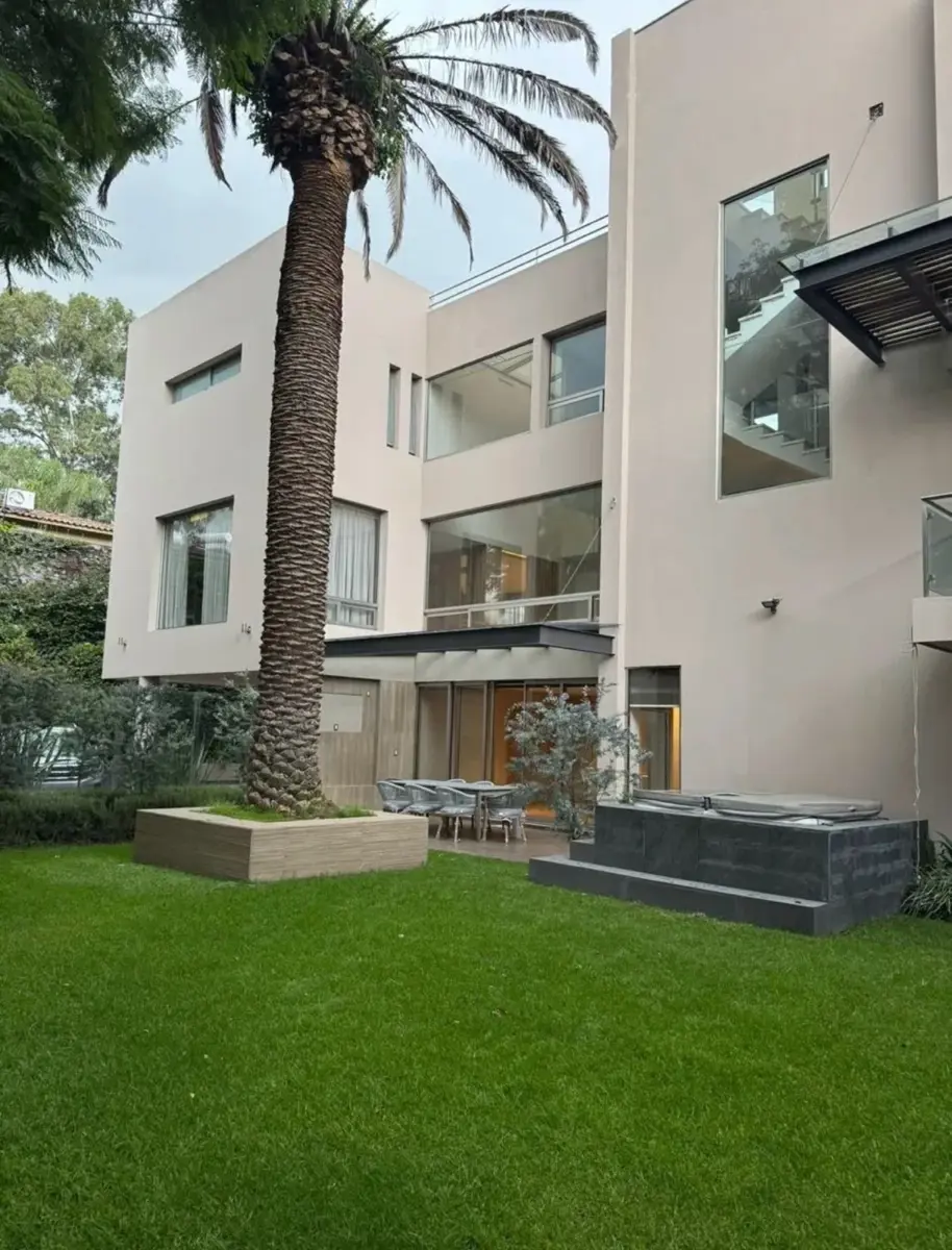 Casa en venta en Jardines del Pedregal, Álvaro Obregón — foto 1 de 22