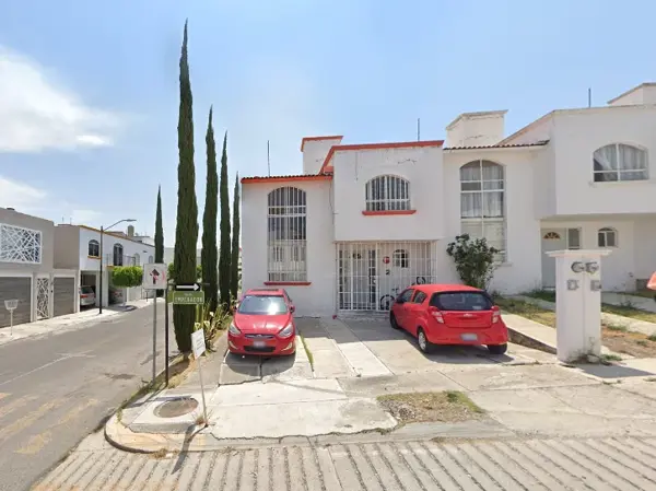 ¡OPORTUNIDAD ÚNICA! CASA EN REMATE