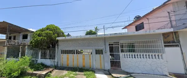 ¡OPORTUNIDAD ÚNICA! CASA EN REMATE