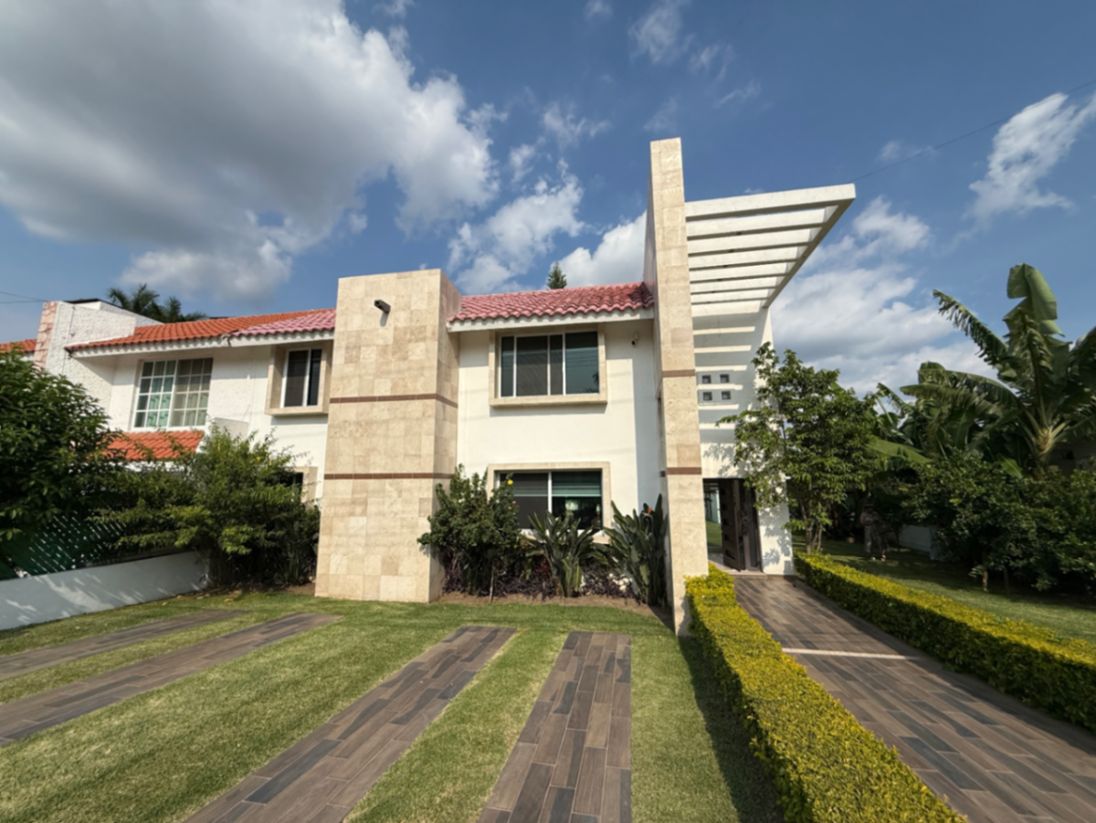 Casa en renta en Lomas de Cocoyoc, Atlatlahucan — foto 1 de 59