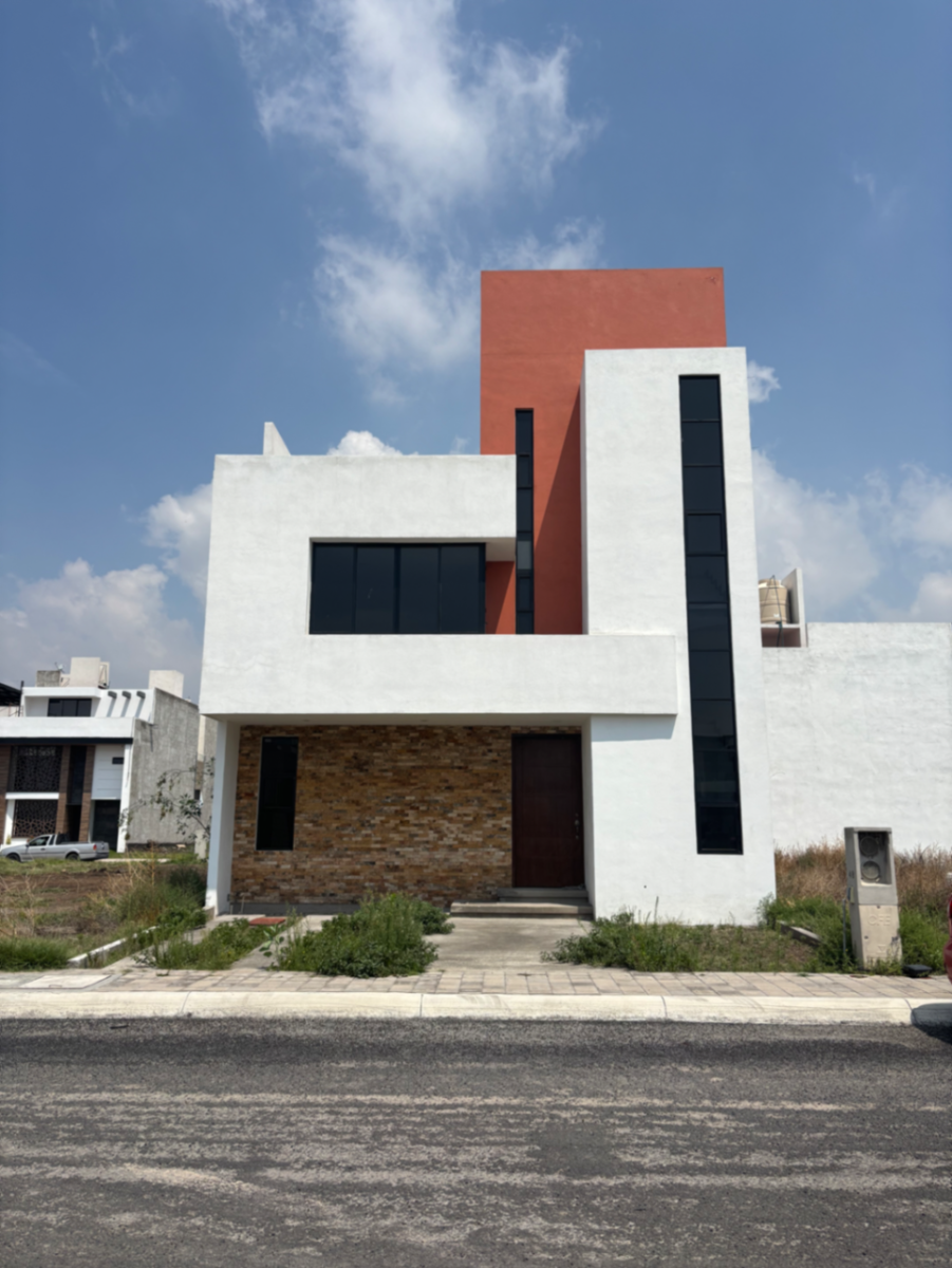 Casa en venta en Explanada Sur, Pachuca de Soto — foto 1 de 13