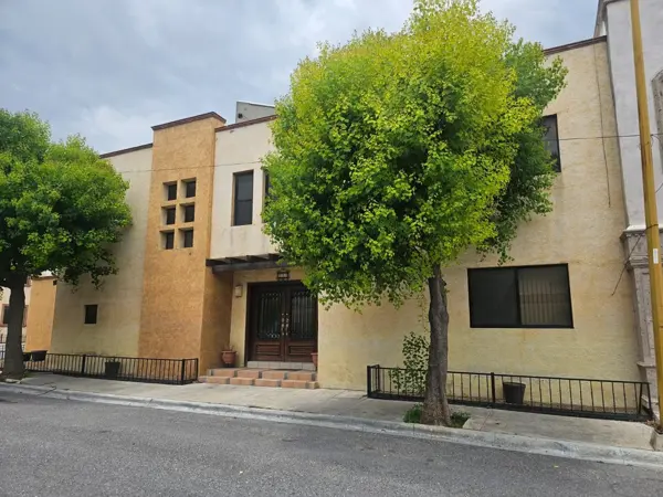 Casa en renta en Residencial los Reales, Saltillo — foto 2 de 19