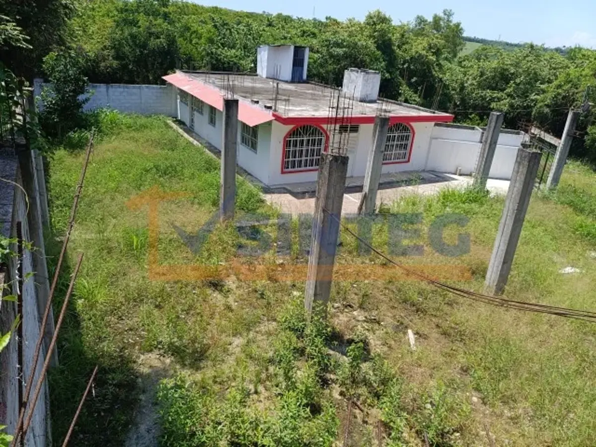 Casa en venta en Kawatzin Valencia, Coatzintla — foto 1 de 24