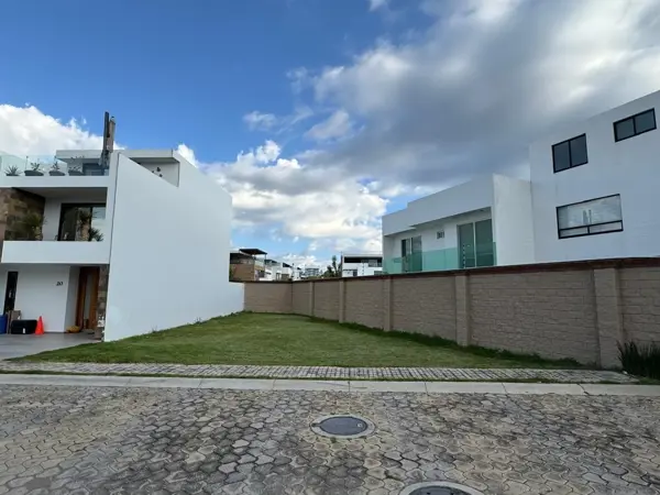 Terreno en venta en Lomas de Angelópolis II, San Andrés Cholula — foto 2 de 5