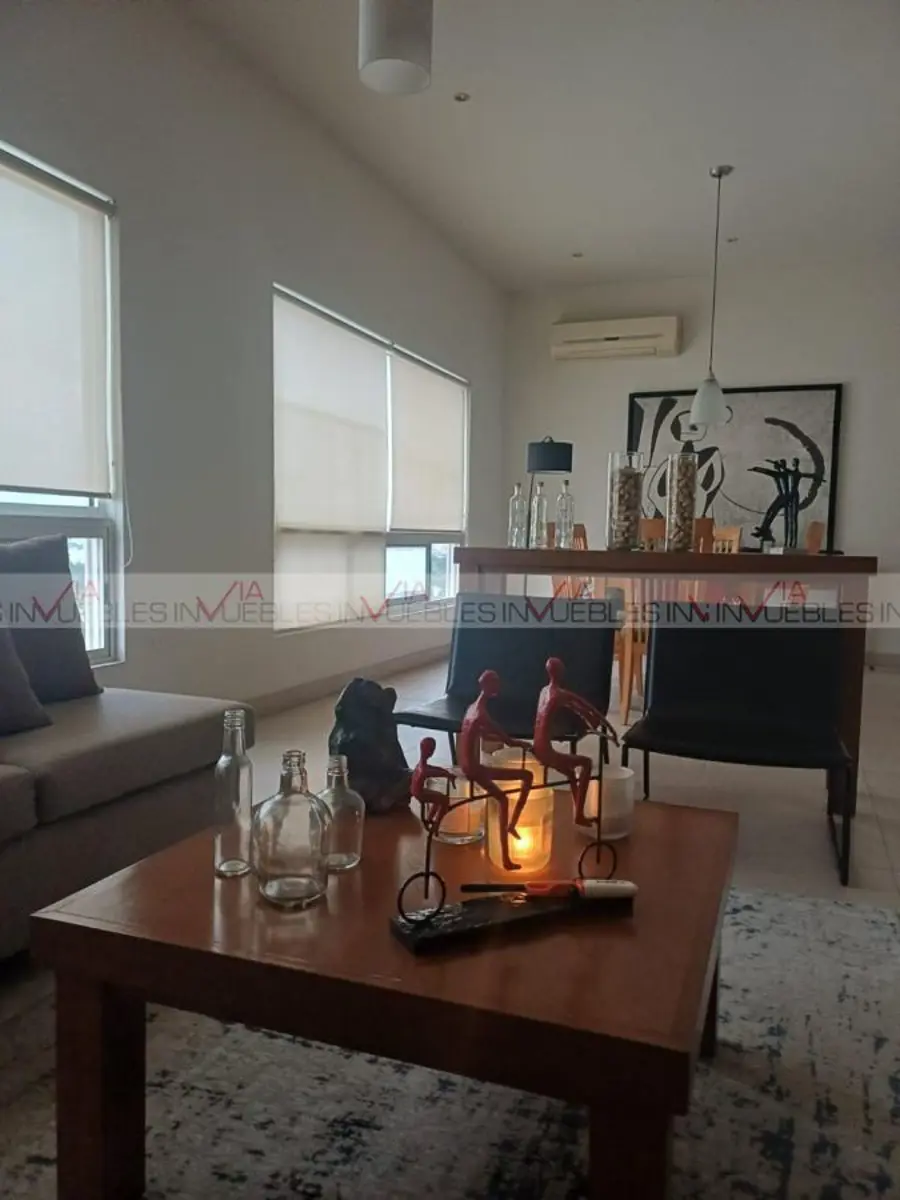 Casa en venta en Satélite Acueducto Séptimo Sector, Monterrey — foto 1 de 19
