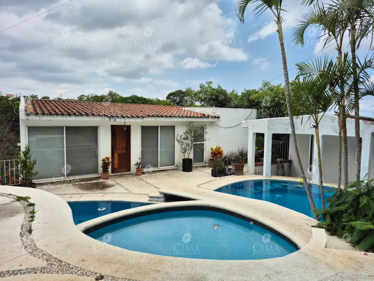 Casa en venta en Hacienda Tetela, Cuernavaca — foto 1 de 36