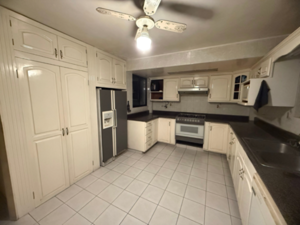 Casa en venta en Valle del Contry, Guadalupe — foto 2 de 10
