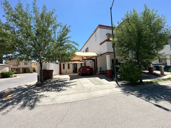 Casa en venta en Paseo de los Nogales, Juárez — foto 3 de 22
