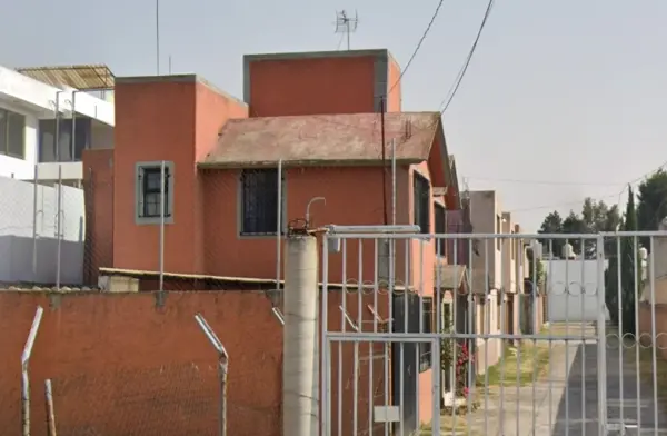 Casa en venta en Capultitlán Centro, Toluca — foto 3 de 8