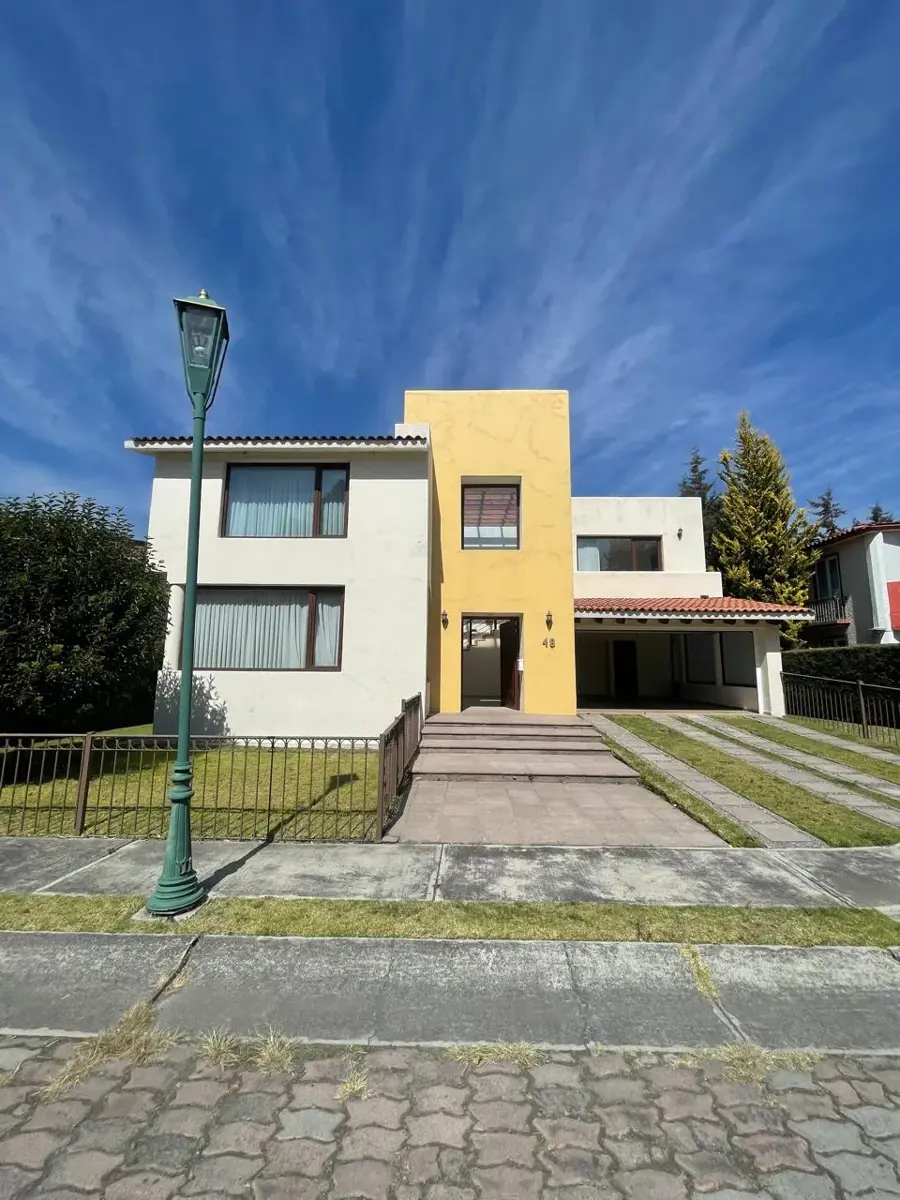 Casa en venta en San Luis Mextepec, Zinacantepec — foto 1 de 15