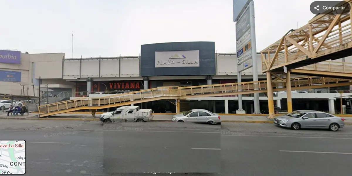 Local Comercial en Venta de 139 m2 en Plaza La Silla Local Comercial en Venta de 139 m2 en Plaza La Silla