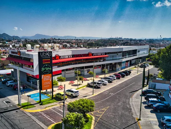 Local en renta en Real de Valdepeñas II, Zapopan — foto 2 de 8