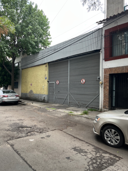 Renta de bodega excelente ubicación