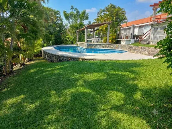 Casa en venta en Burgos Bugambilias, Temixco — foto 3 de 9