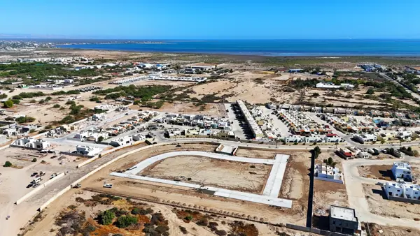 Terreno en venta en El Centenario, La Paz — foto 2 de 13