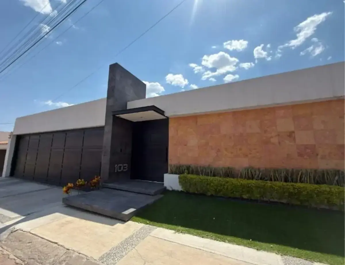 Casa en venta en Balcones del Campestre, León — foto 1 de 10