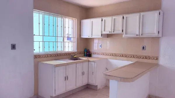 Casa en venta en Luis Echeverria Álvarez, Boca del Río — foto 3 de 19