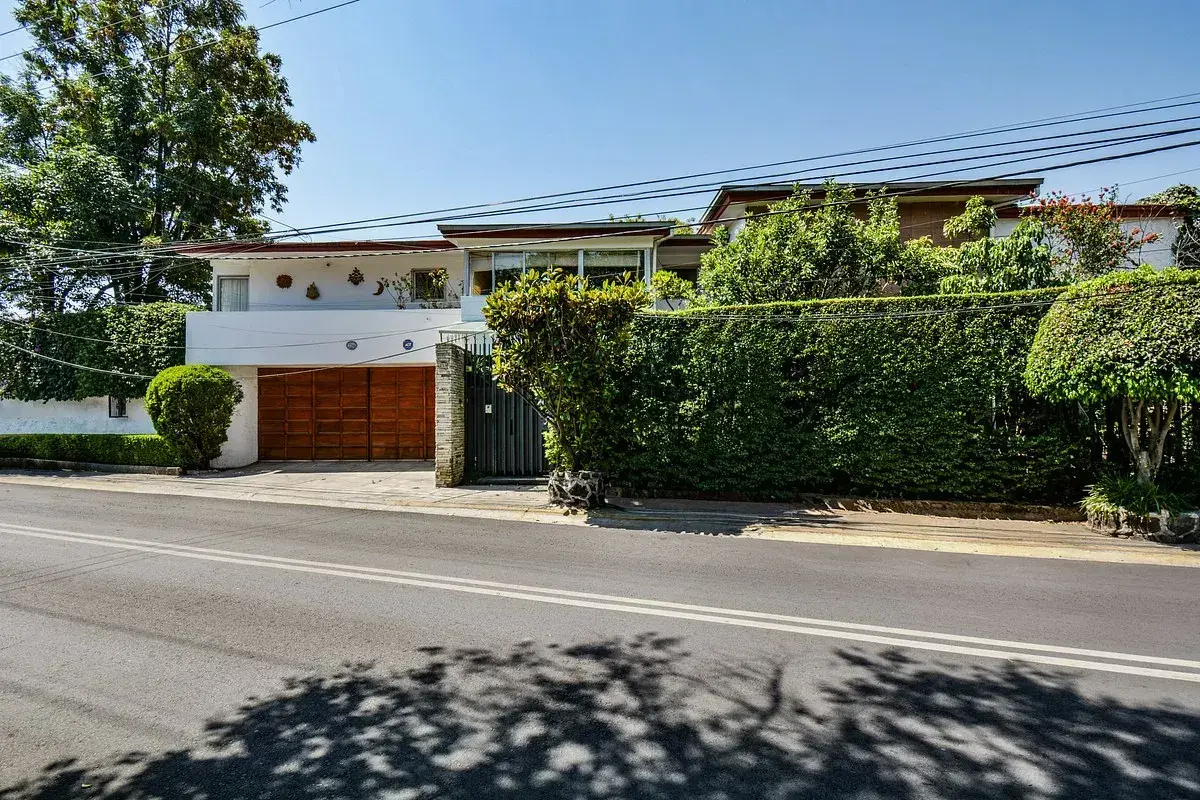 Casa en venta en Jardines del Pedregal, Álvaro Obregón — foto 1 de 13