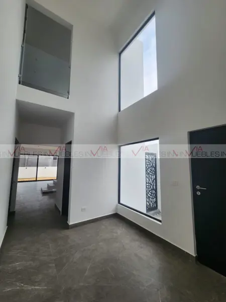 Casa en venta en Los Cristales, Monterrey — foto 2 de 17