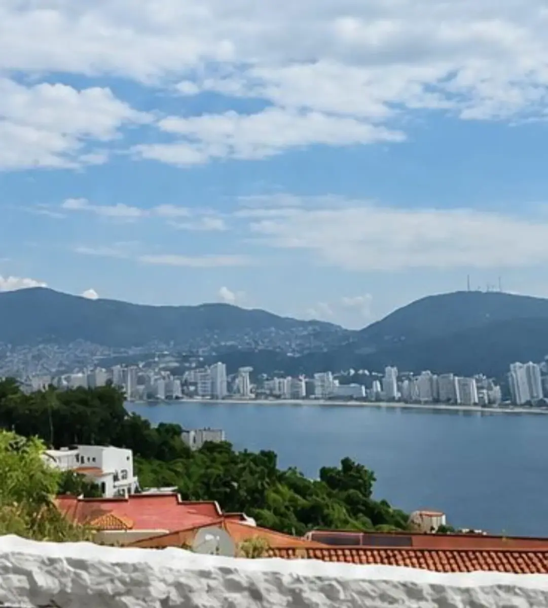 Terreno en venta en Marina Brisas, Acapulco de Juárez — foto 1 de 9