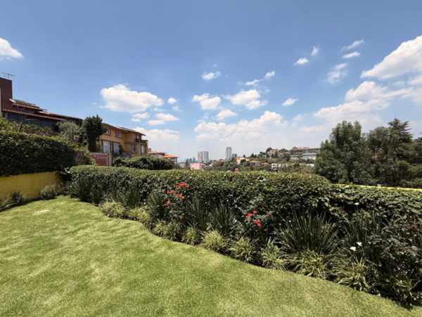 Casa en renta en Bosques de las Lomas, Cuajimalpa de Morelos — foto 3 de 24