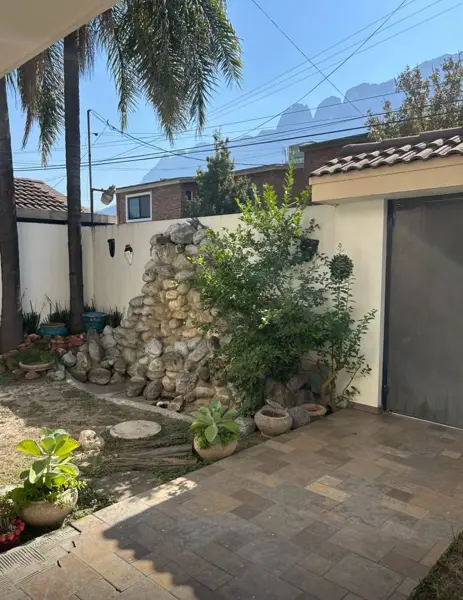 Casa en venta en Lomas del Valle, San Pedro Garza García — foto 2 de 17